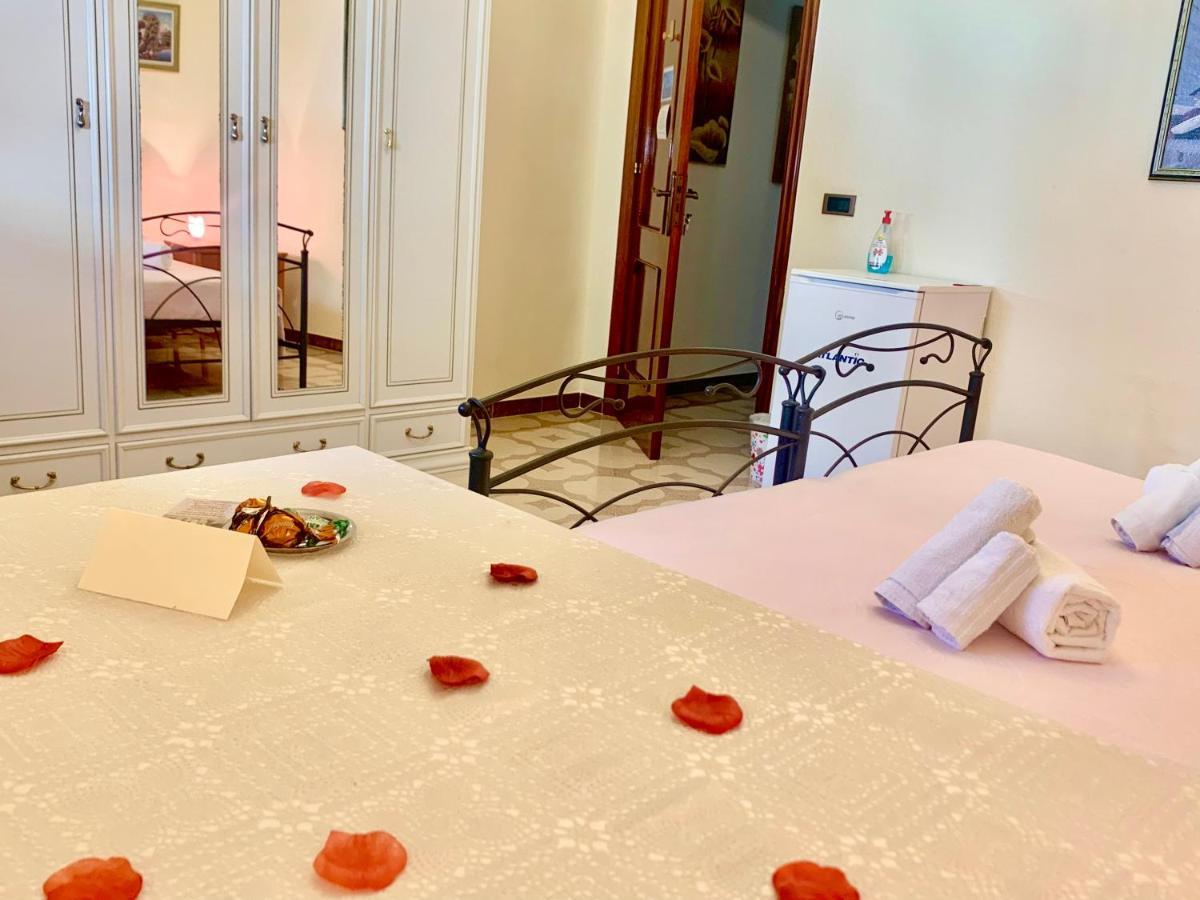 Castro  Bed & Breakfast Acquamarina מראה חיצוני תמונה