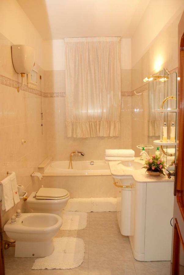 Castro  Bed & Breakfast Acquamarina מראה חיצוני תמונה